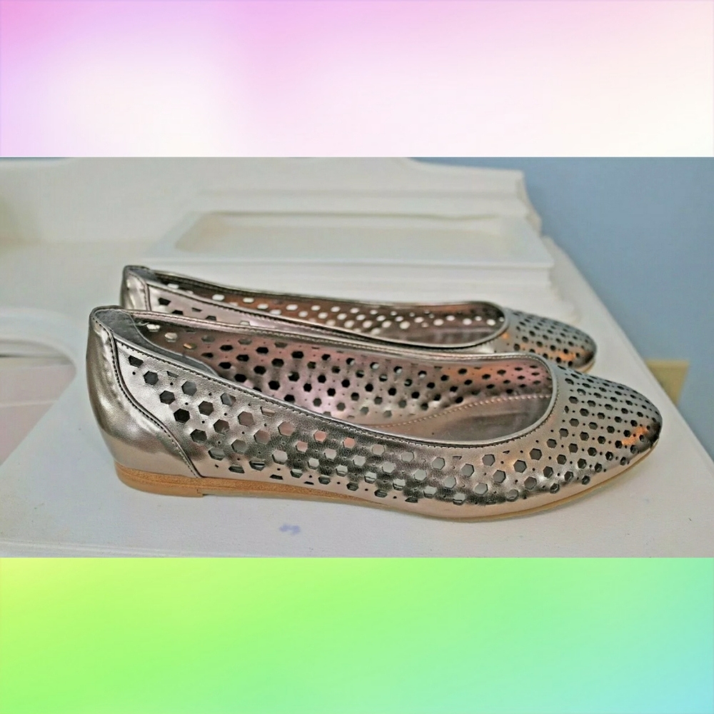 CALVIN KLEIN Rose Gold Perforated FLATS sz 8.5
